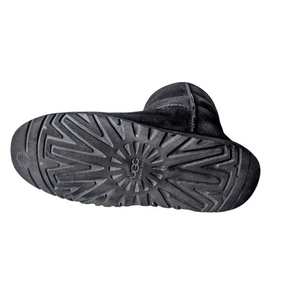 UGG Classic Short "Black" Winter Boot Size 6 - Picture 7 of 8